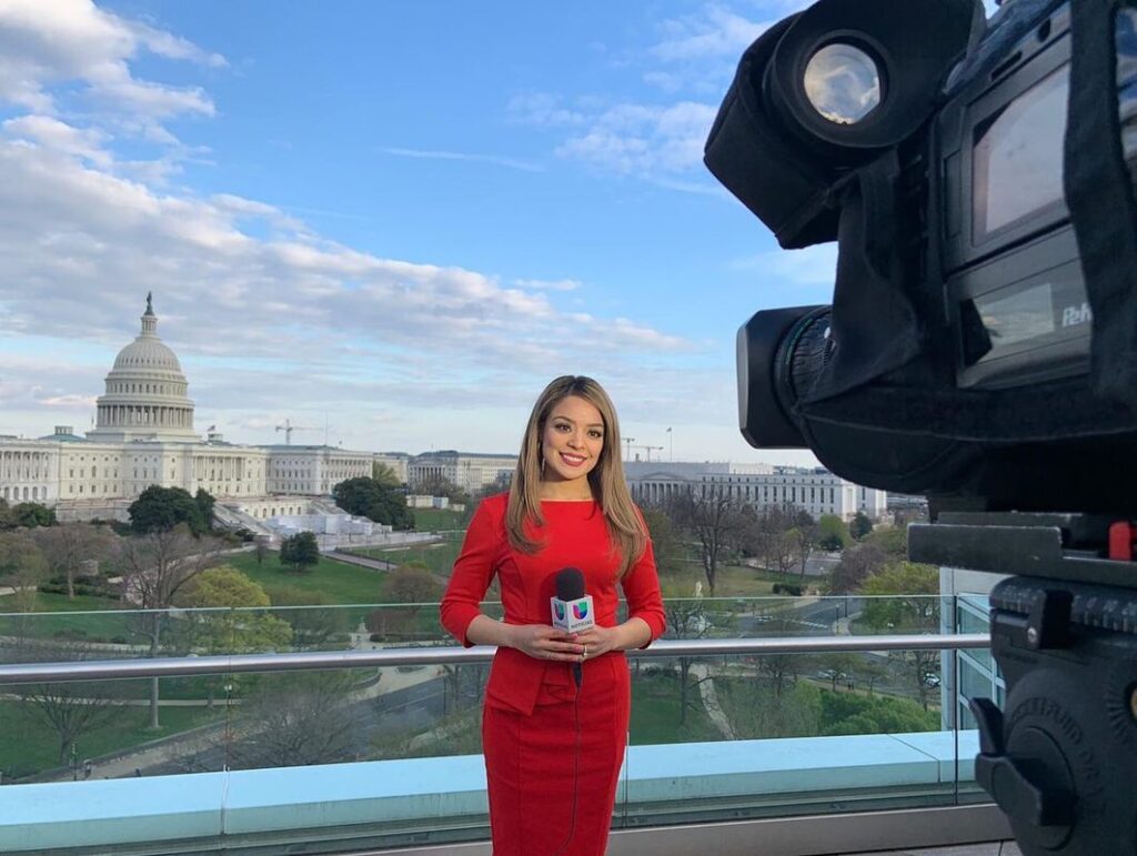 Thalía Varelas, Univision